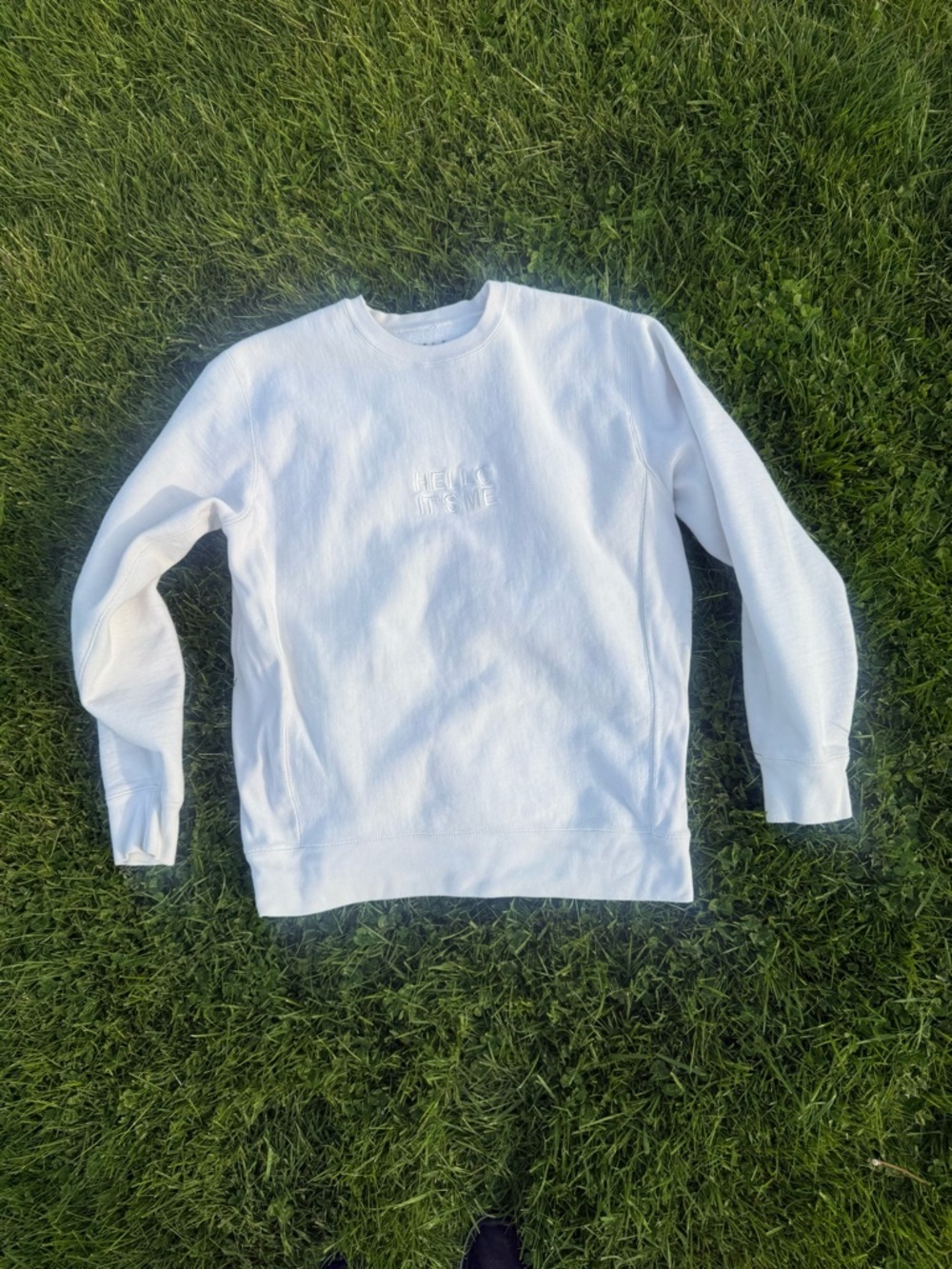 Adele Hello It’s Me White Crewneck Sweatshirt Size Large
